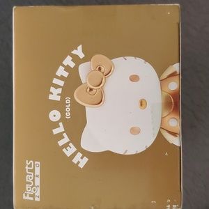 HELLO KITTY GOLD FIGUARTS ZERO COLLECTABLE